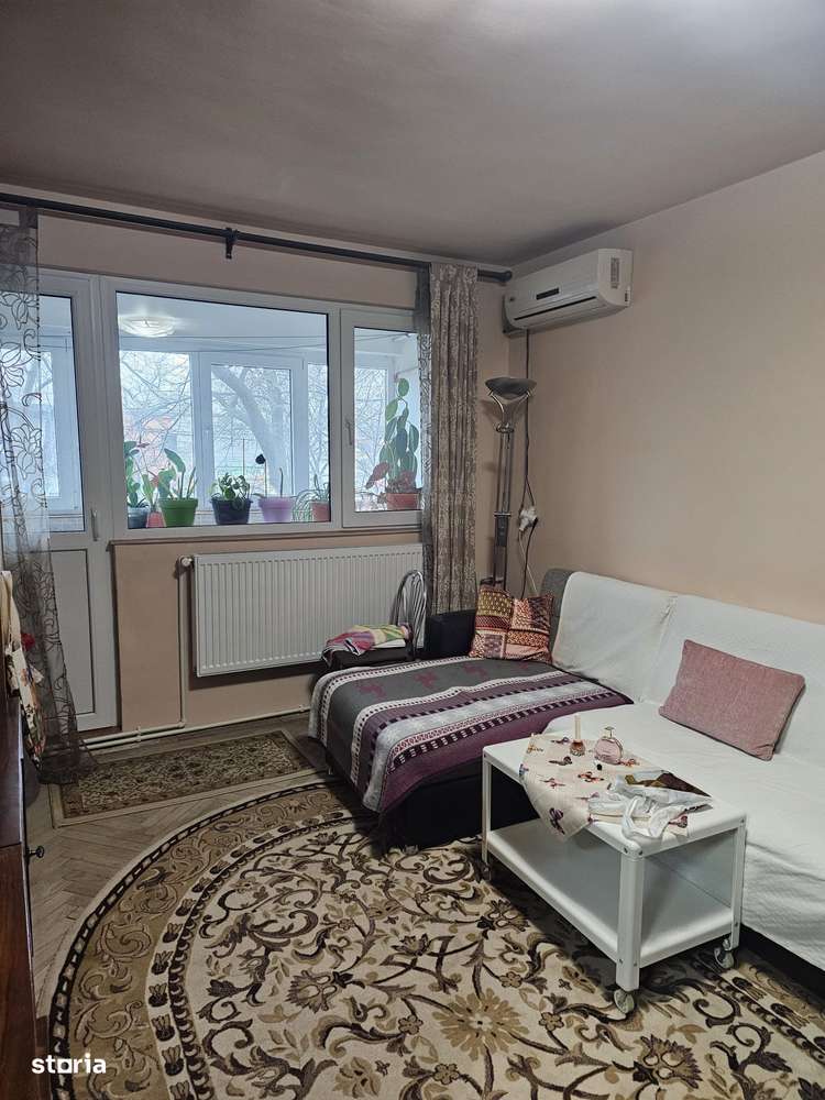 3 Camere etaj intermediar/centrală proprie - Abator (Gară)-1