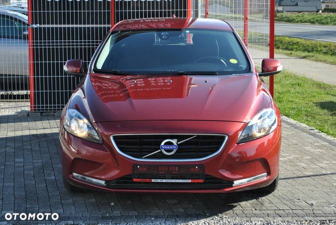 Volvo V40 D2 Summum - 2