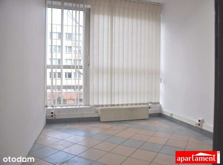 Atrakcyjny lokal ul. Komndorska-9