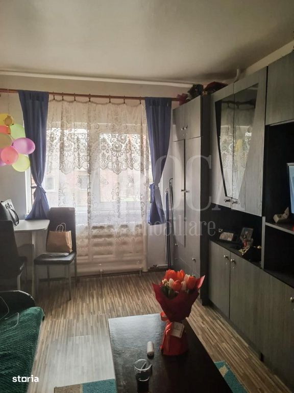 Apartament o camera de vanzare in Manastur, Cluj Napoca