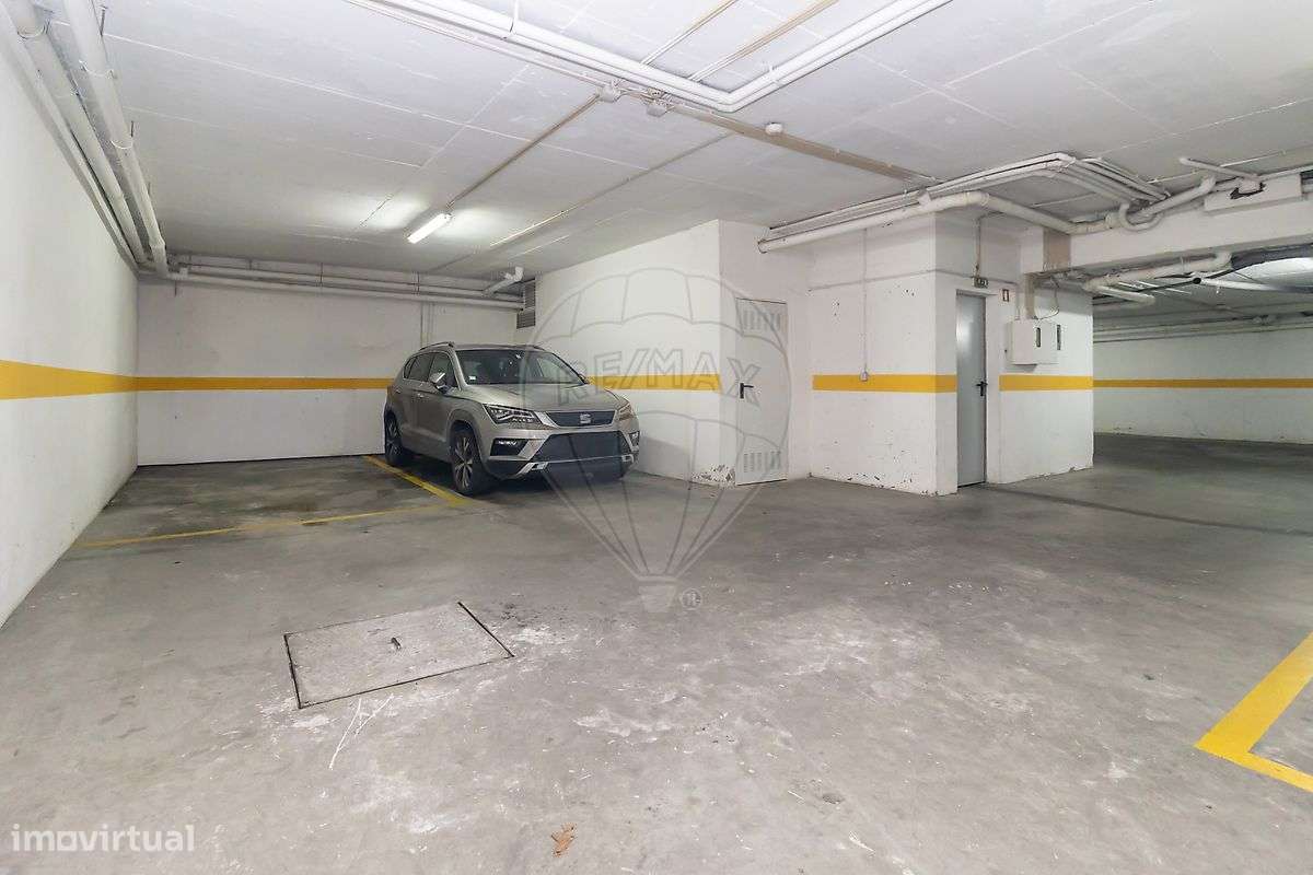 Apartamento T3 no Montijo, com parqueamento e arrecadação-46