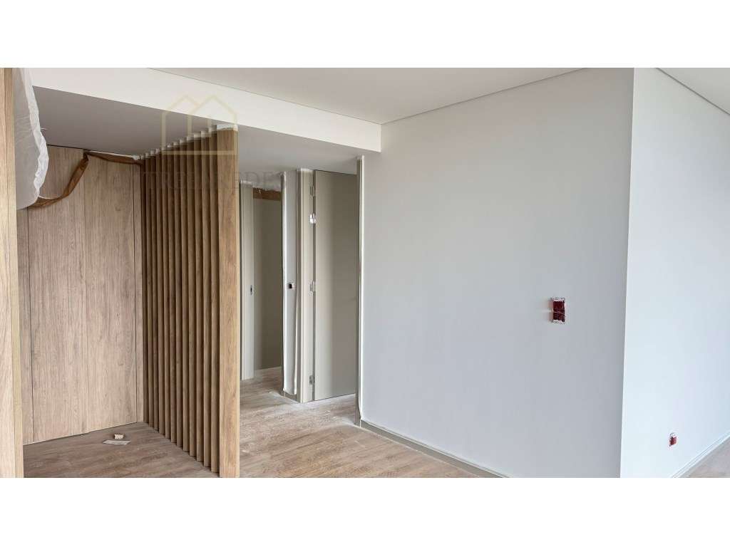 Apartamento T3 com varanda e lugar de garagem para comprar em Mafam... - Grande imagem: 5/34