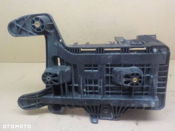 VOLKSWAGEN AUDI SKODA SEAT PODSTAWA AKUMULATORA 1K0915333 - 2