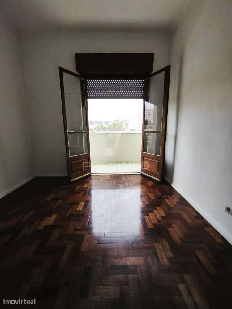 Apartamento T2 | Excelente Localização e Versatilidade | Agualva -... - Grande imagem: 4/40