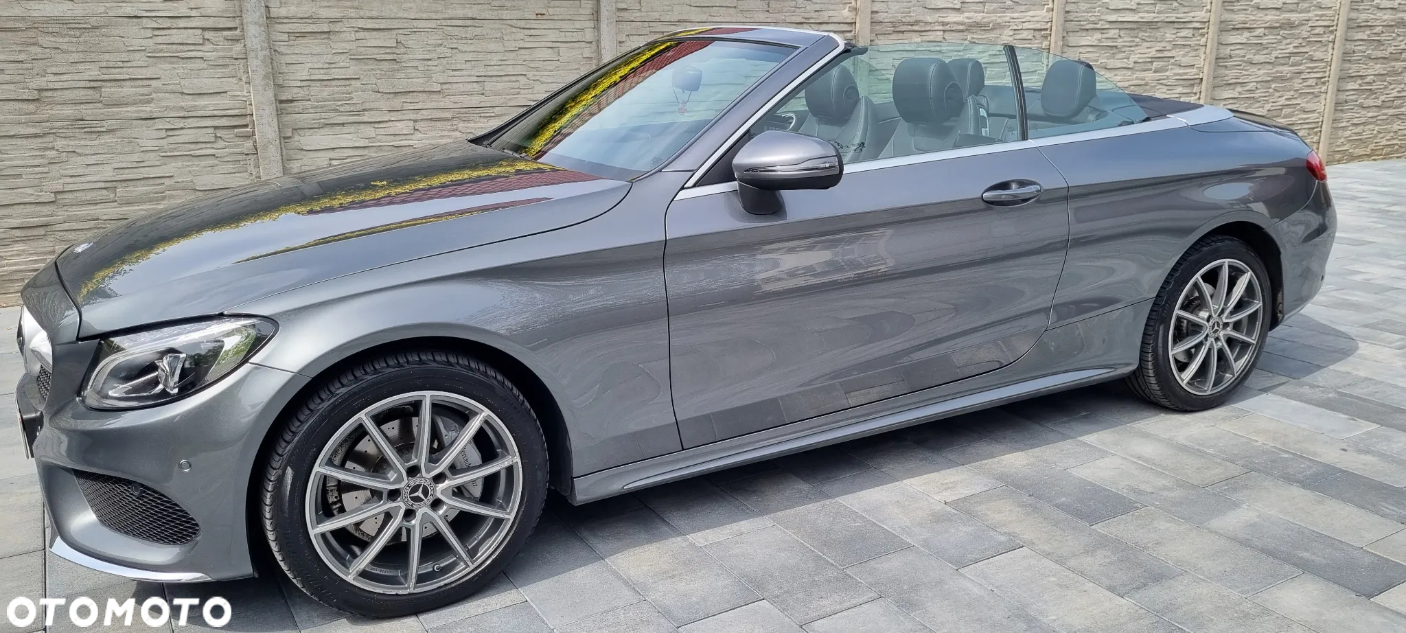 Mercedes-Benz Klasa C 220 d 4-Matic Kabriolet 9G-Tronic - 29