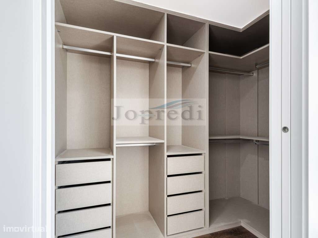 Moradia Geminada T4 nova-15