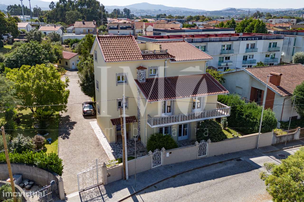 Moradia Individual T5 (com  elevador) - Merelim S. Paio, Braga - Grande imagem: 2/27