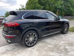 Porsche Cayenne E-Hybrid Tiptronic S Platinum Edition - 28