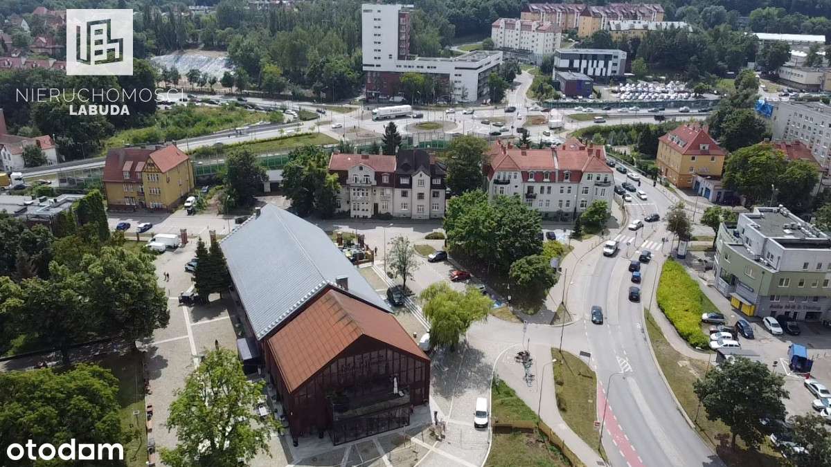 Kancelaria, gabinety lekarskie- masażu, pokoje - Pełny obrazek: 1/20
