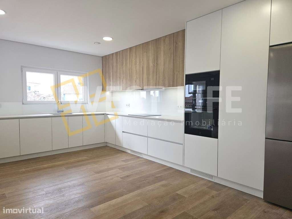 Moradia Térrea T4 inserida em condomínio privado com 3 moradias - NOVA - Grande imagem: 5/25