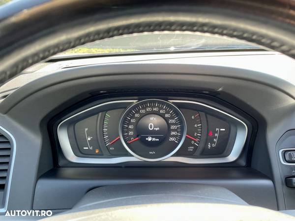 Volvo XC 60 D4 Geartronic Momentum - 12