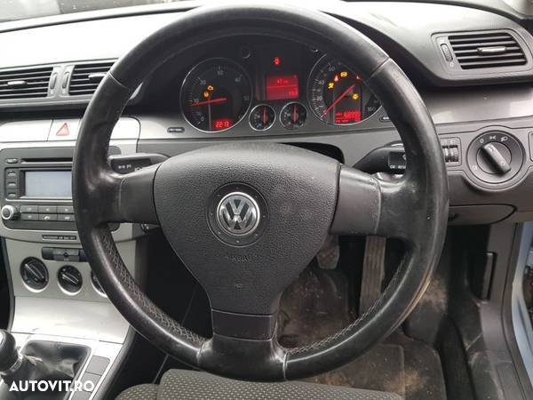 Volan Piele in 3 Spite Fara Comenzi VW Passat B6 2005  -  2010 - 3