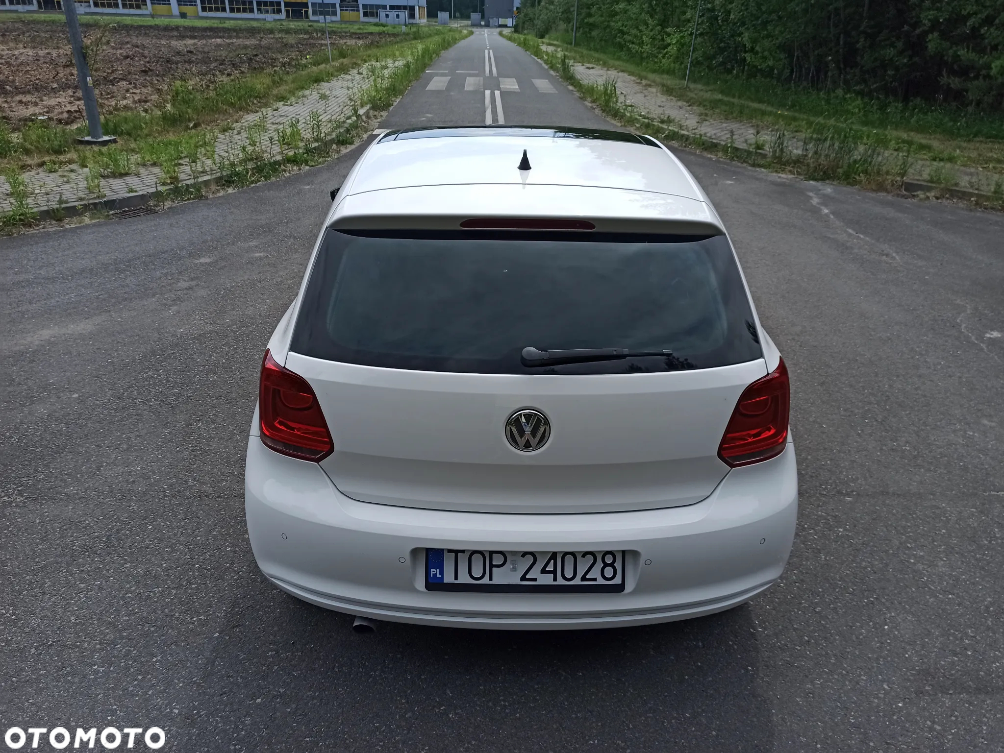 Volkswagen Polo 1.4 16V Trendline - 17