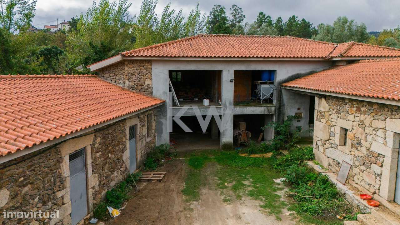 Moradia e Terreno Rústico com 20737m2 em Cabeceiras de Basto - Grande imagem: 4/27