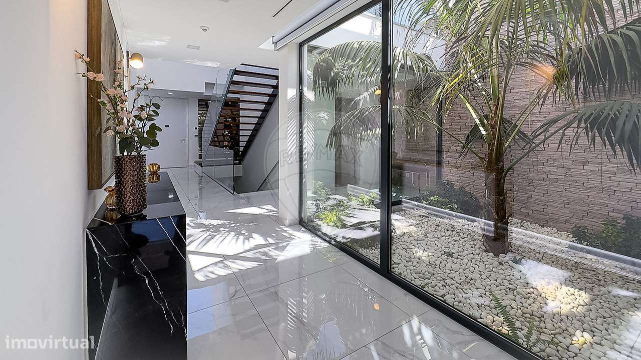 Moradia T6 para venda - Grande imagem: 3/50