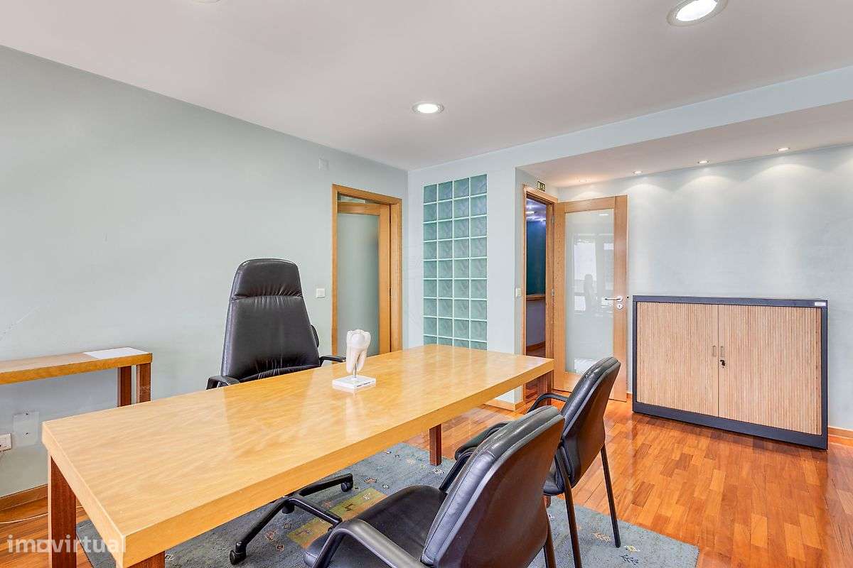 Outros - Comercial  para arrendamento - Grande imagem: 2/15