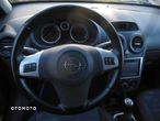 Opel Corsa 1.4 16V Satellite - 11