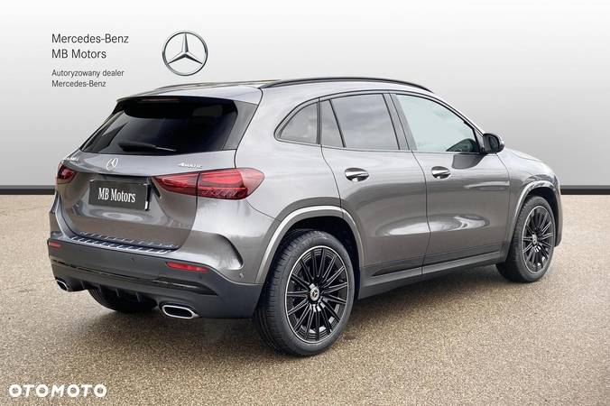 Mercedes-Benz GLA - 6