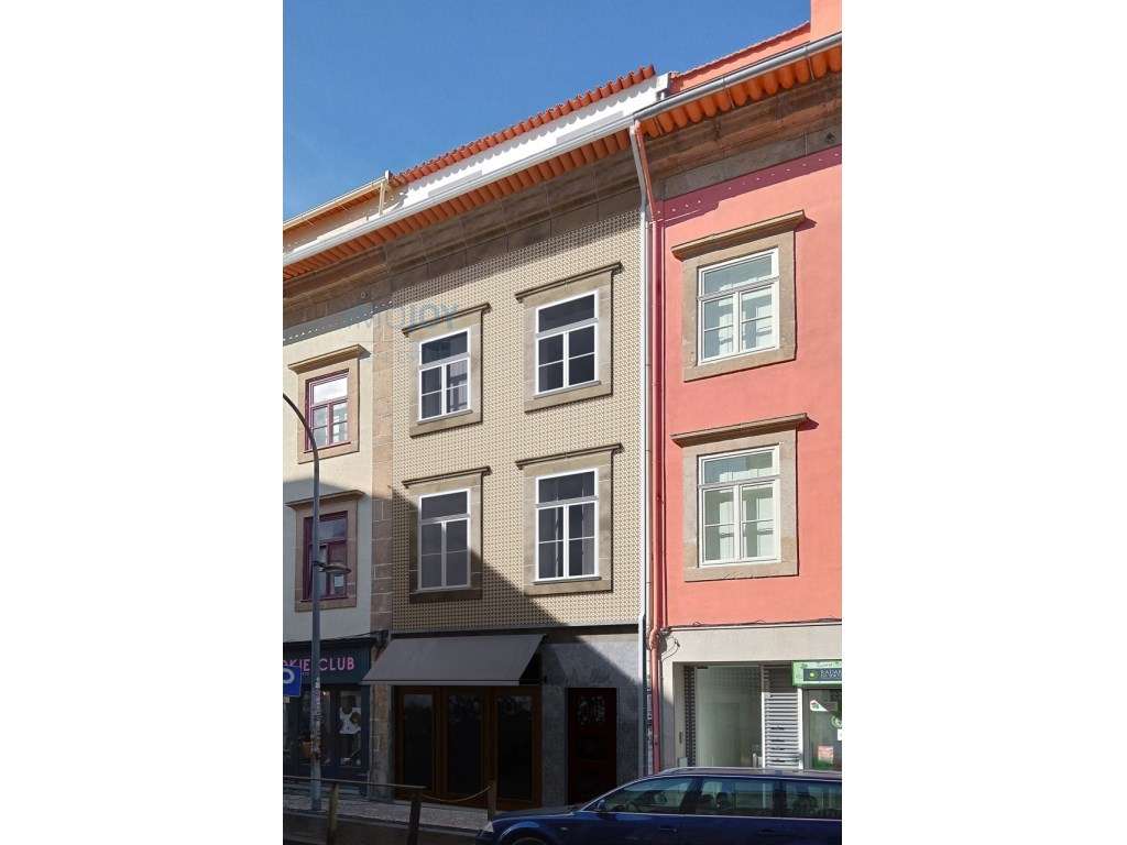 Loja em Construção no Porto - Grande imagem: 3/16