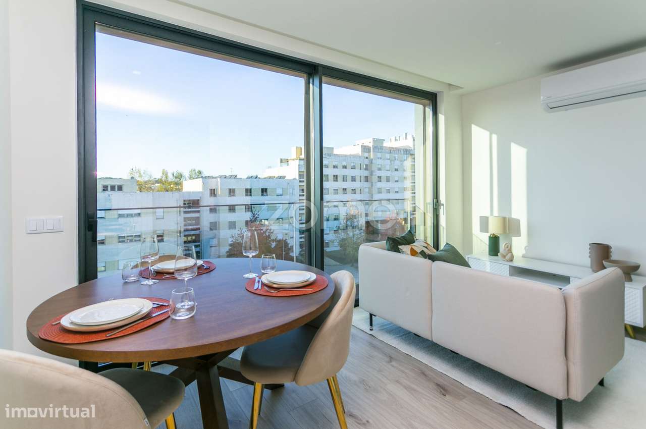 T0+1, Novo e Pronto a Habitar, Piso 5 e Garagem. Próximo NorteShopp... - Grande imagem: 2/31