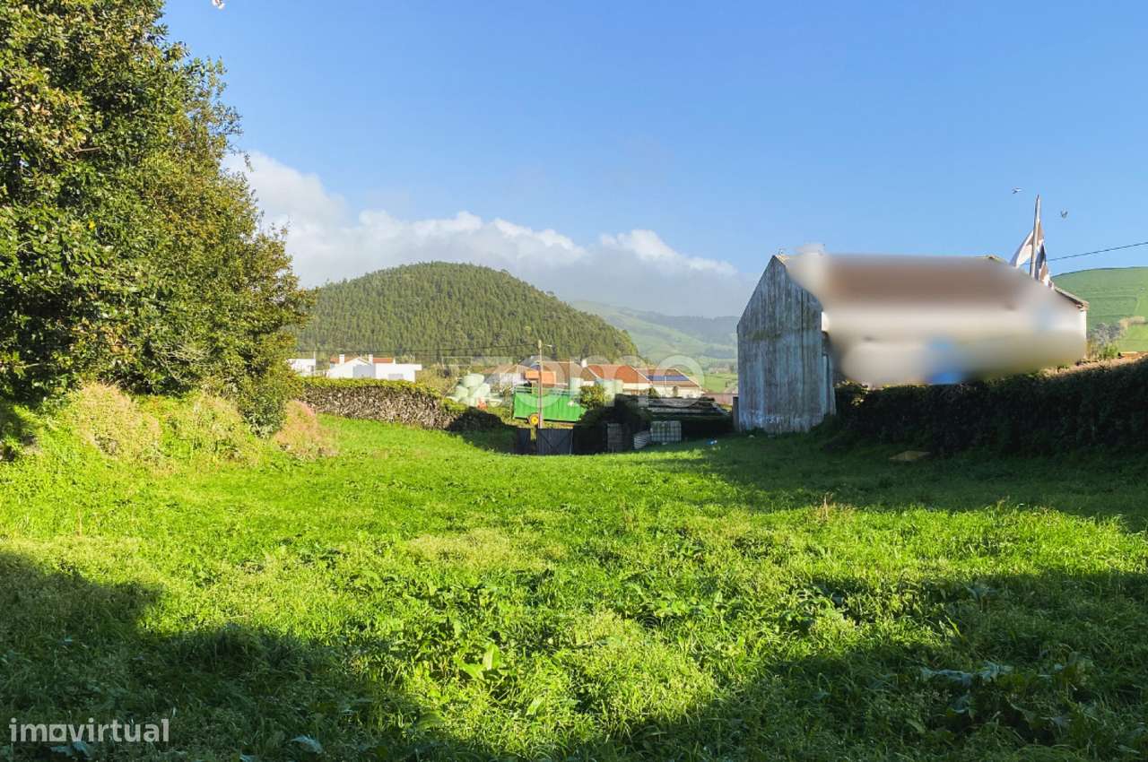 Terreno com 12.900 m² e Potencial Urbano – Cabouco, Lagoa - Grande imagem: 3/10