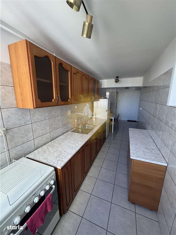 Apartament 3 camere - Zona Dacia - Decomandat-5