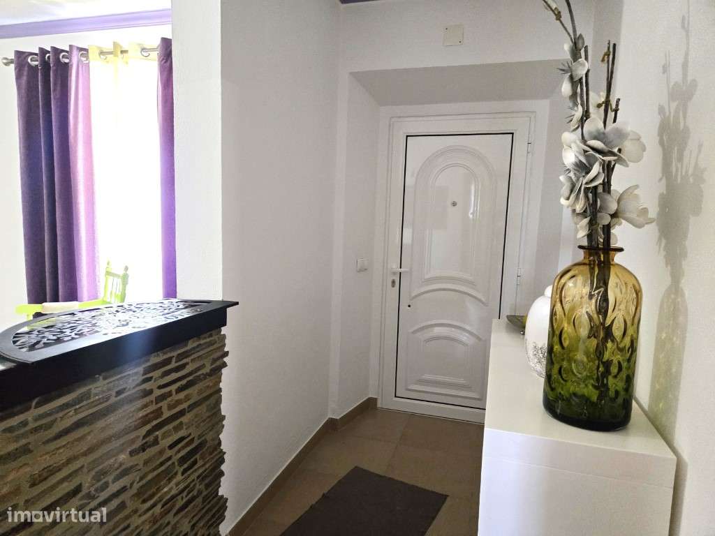 Moradia T2 com 12.250 m² de Terreno junto à Praia Fluvial das Azenh...-7