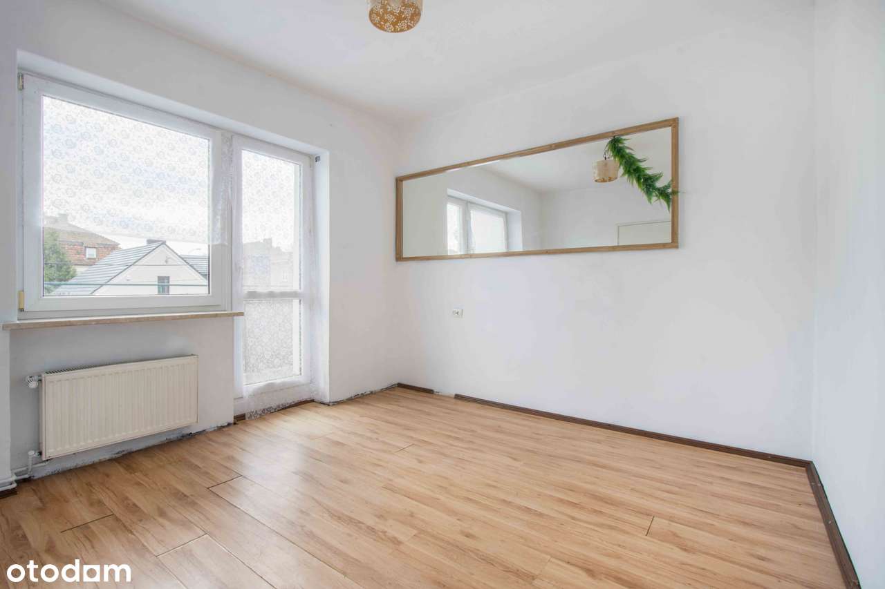 Willa miejska | 55 m² | Os. Warszawskie | garaż | do remontu