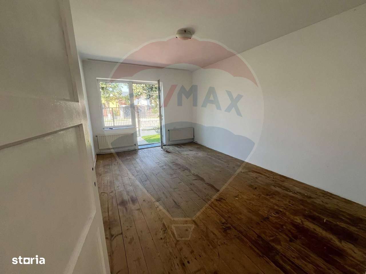 Proprietate de vânzare,  Stupini, potențial rezidențial sau comercial-8