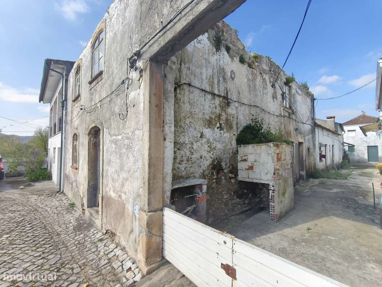 Moradia V6 p/ Restaurar - Adémia - 5 minutos de Coimbra - Grande imagem: 4/12