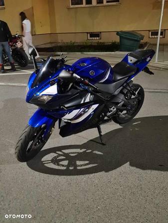 Yamaha YZF - 2