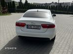 Jaguar XE 2.0 D AWD R-Sport - 5