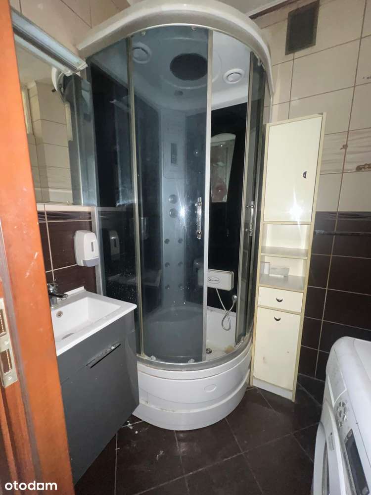 Ustawne 2 pokoje na parterze ul. Nysy Łużyckiej !-7