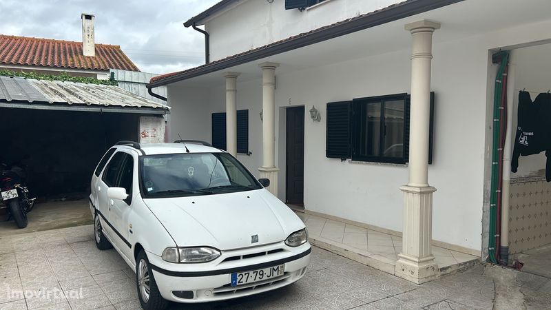 Casa T2 com garagem DISPONÍVEL JANEIRO 2025