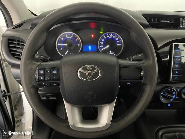 Toyota Hilux 2.4 D-4D 2WD CD - 15