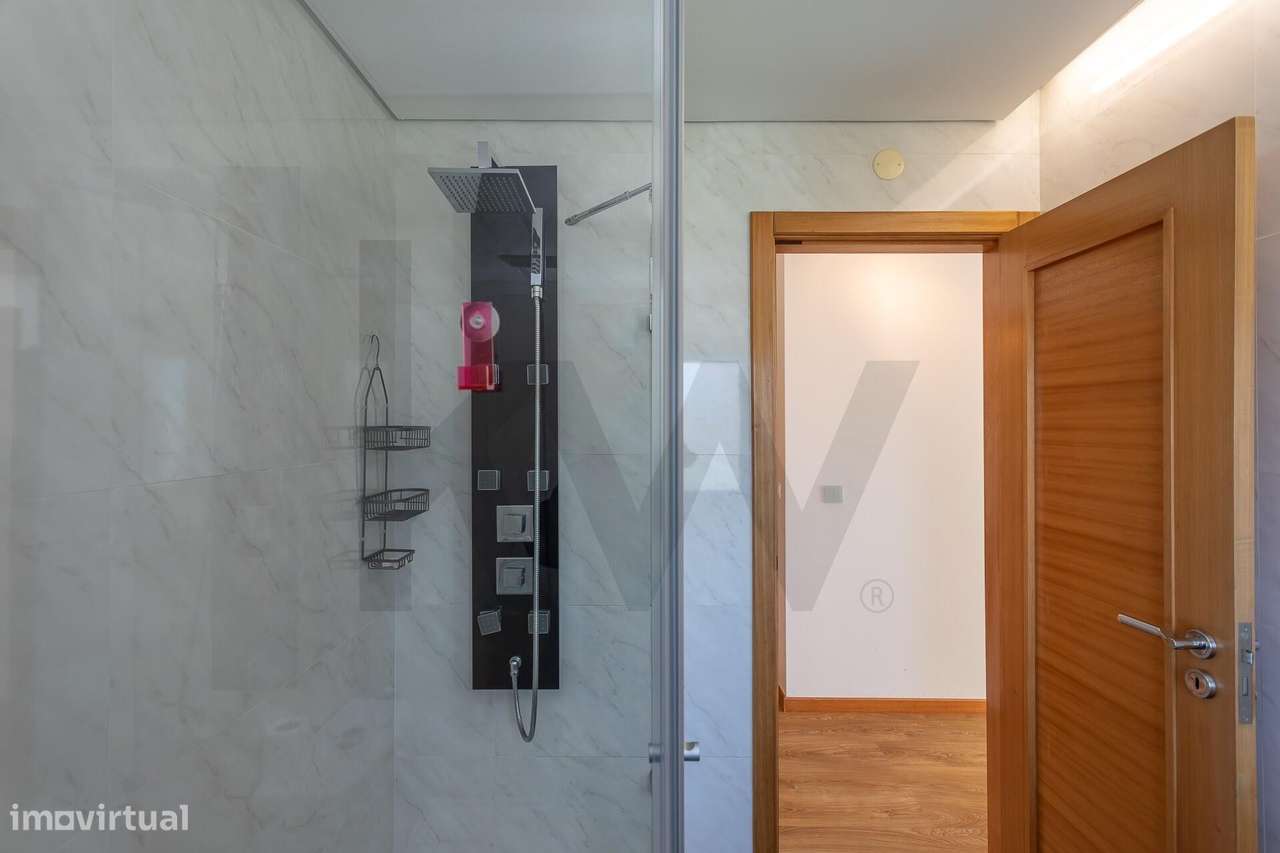 T3 com duas suites e dois lugares de garagem (Box) | Terraços do Marqu-32