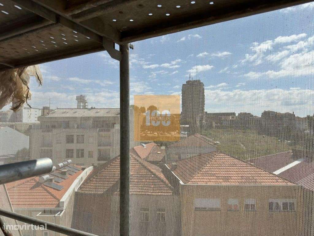 T2 duplex novo com varanda - Fontinha Lux Apartments - Grande imagem: 5/54