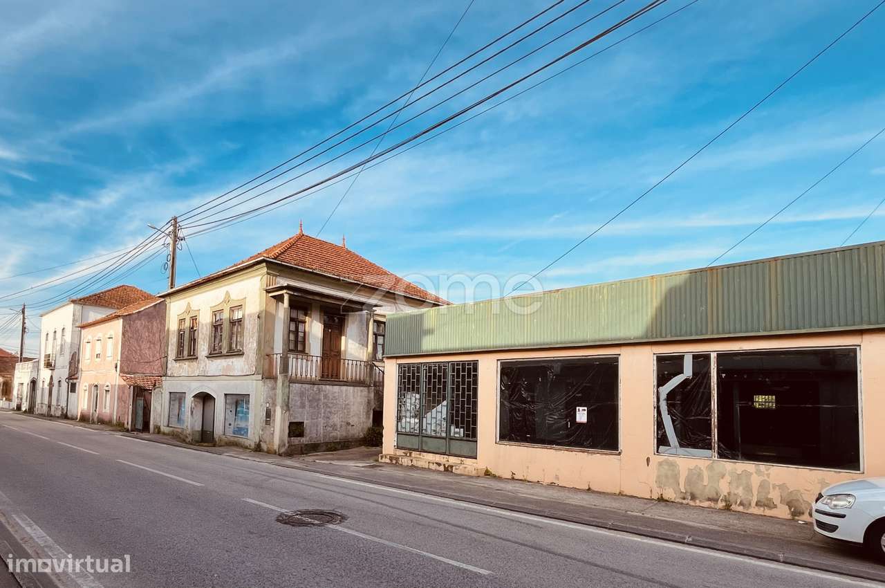 Moradia Armazem Em Sangalhos
