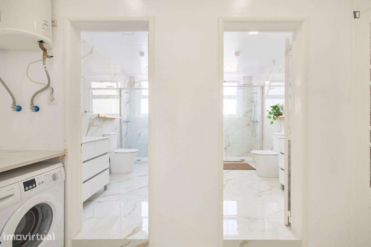 Quarto - localizado em Marquês de Pombal Lisbon - Grande imagem: 2/10