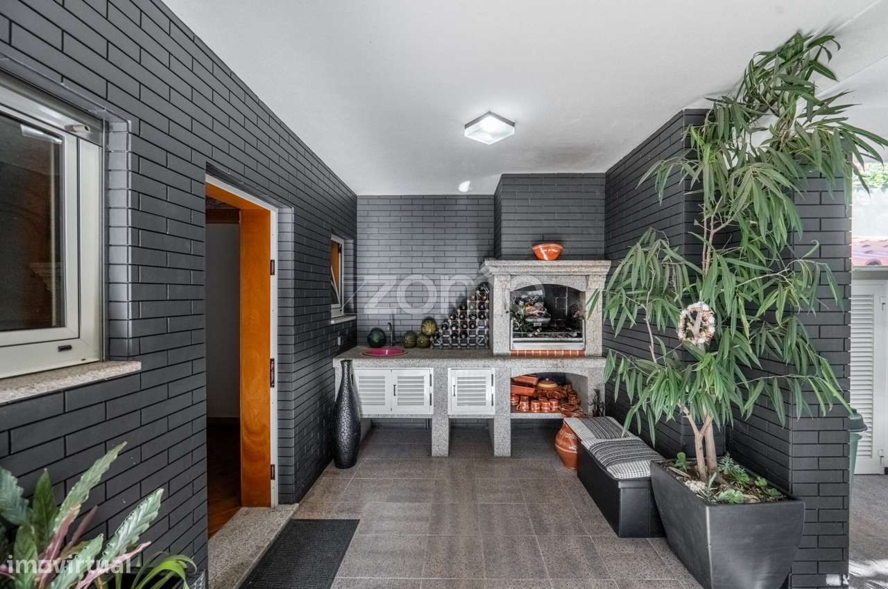 Moradia T3 Com Piscina-19