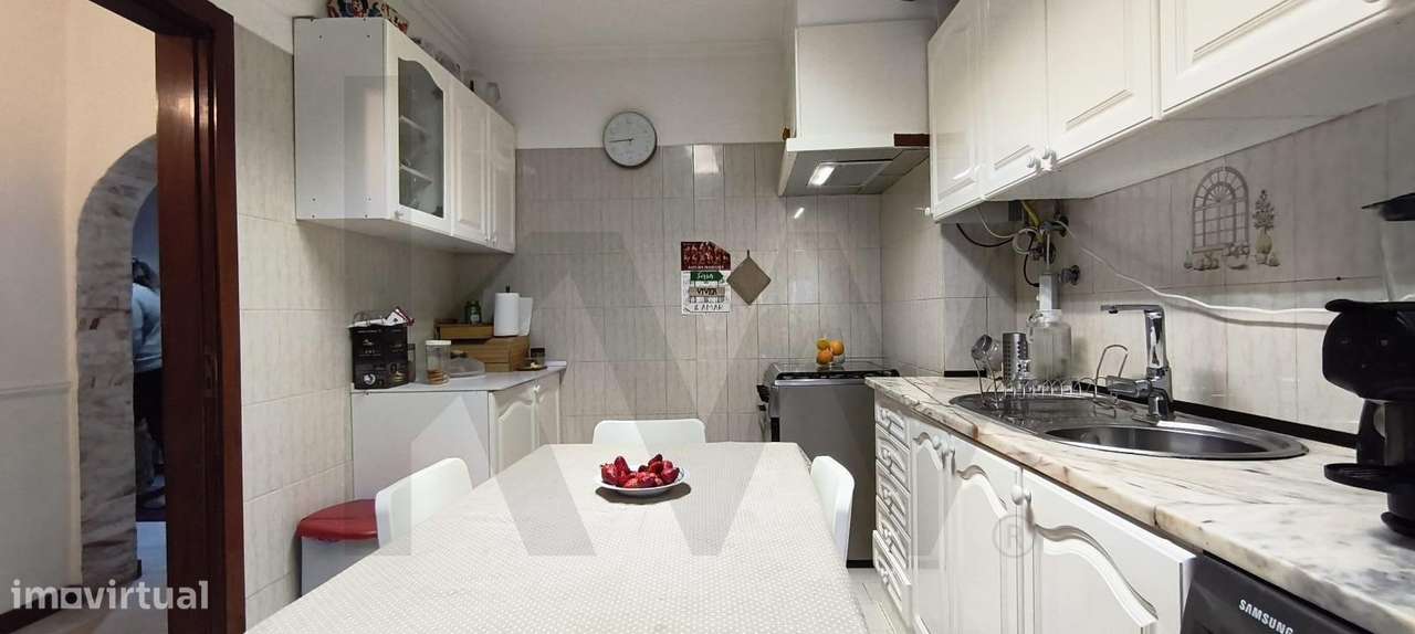 T2  na Praceta Cristóvão Falcão, em Massamá, concelho de Sintra-8