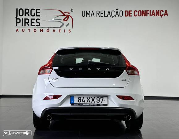 Volvo V40 2.0 D3 Momentum - 14