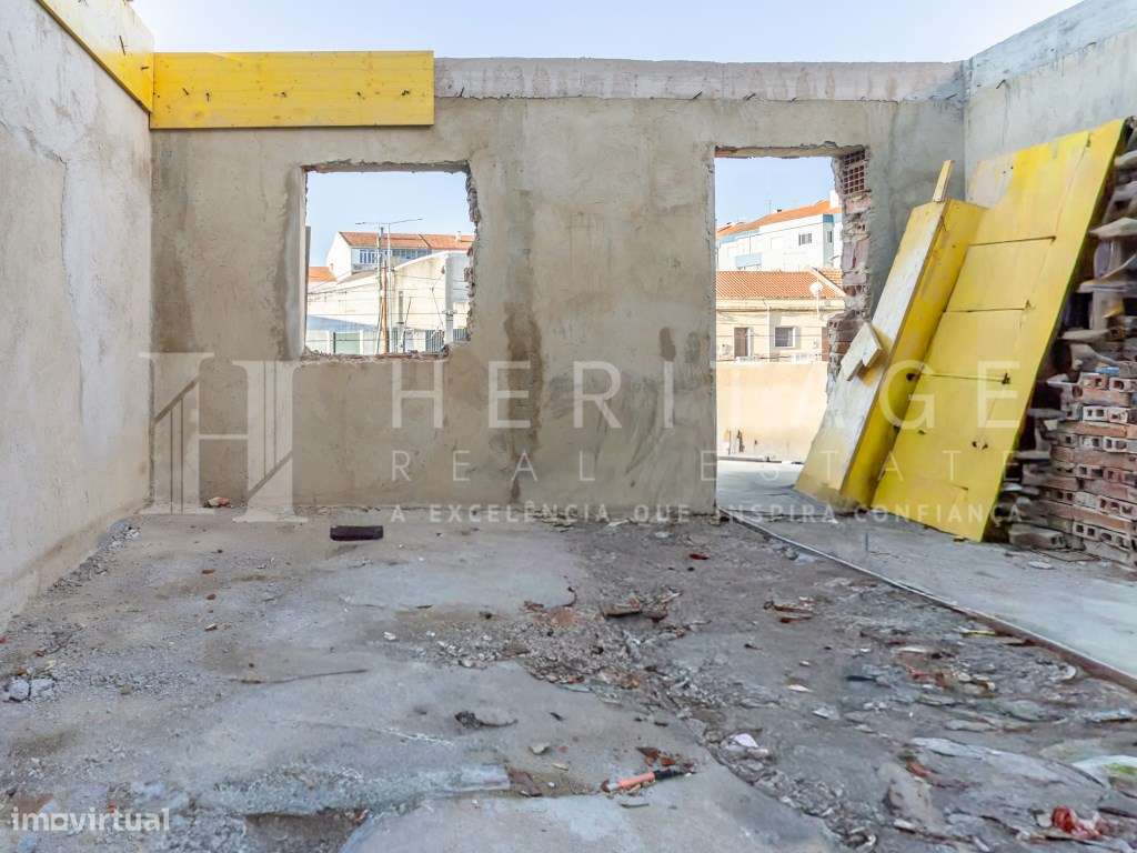 T1 totalmente remodelado com quintal e churrasqueira | Baixa da Ban...-20