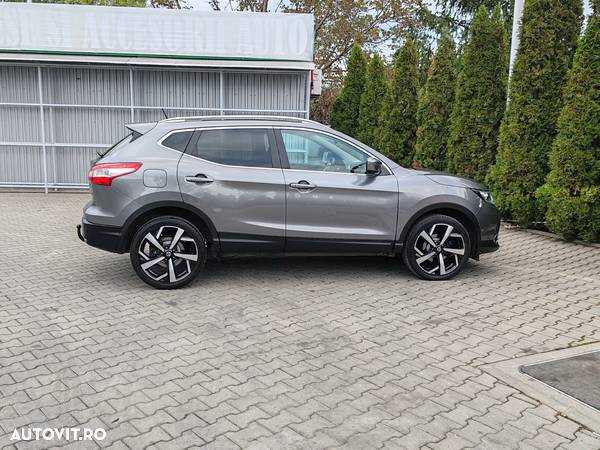 Nissan Qashqai 1.5 dCi TEKNA - 8