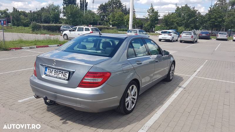 Mercedes-Benz C 220 CDI DPF (BlueEFFICIENCY) 7G-TRONIC Avantgarde - 6