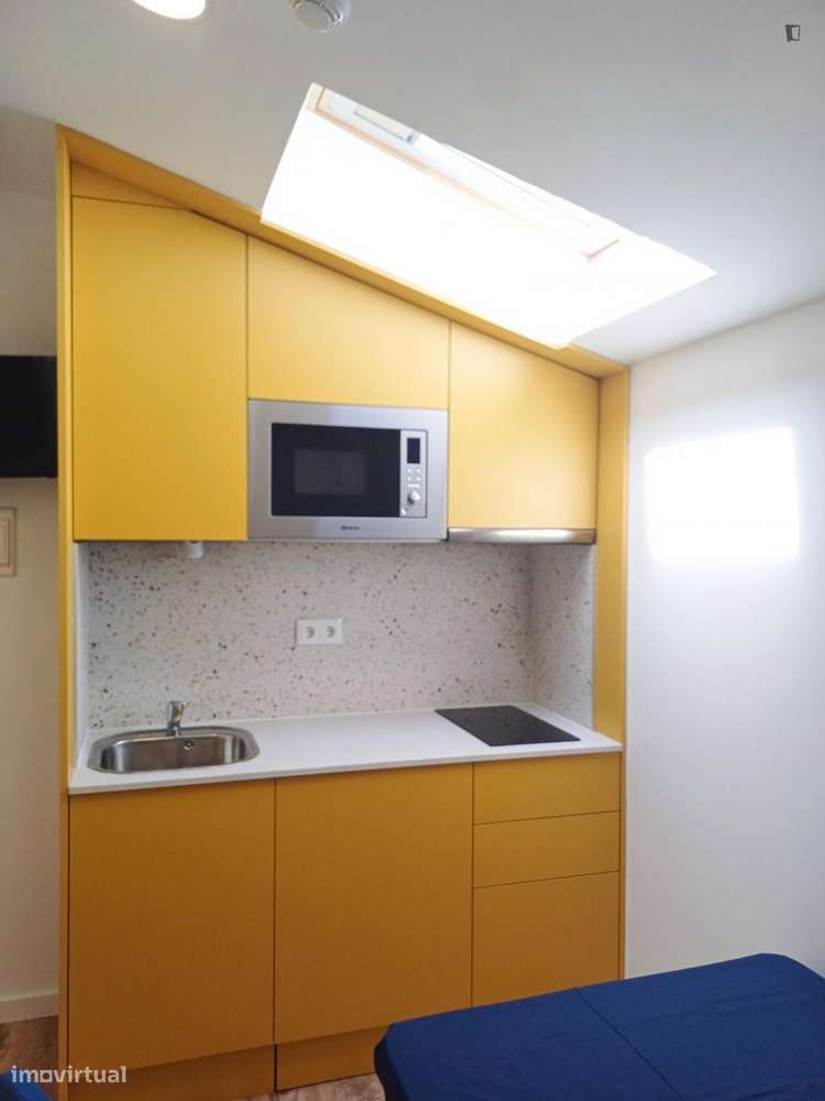 Estúdio - localizado em Montes Claros Coimbra - Grande imagem: 3/4