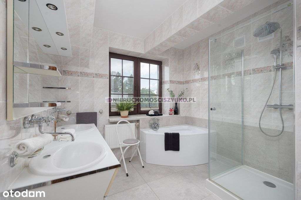 Duży Rodzinny dom na Włochach.-8