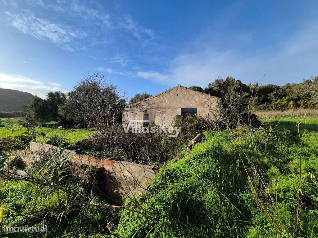 Terreno misto com Ruina perto da praia da Boca do Rio - Grande imagem: 3/16