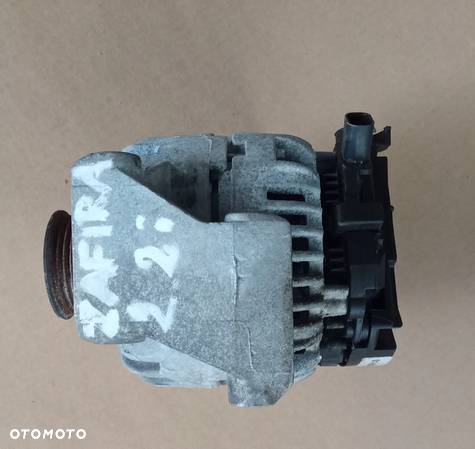 Alternator opel Zafira 2,2 - 1