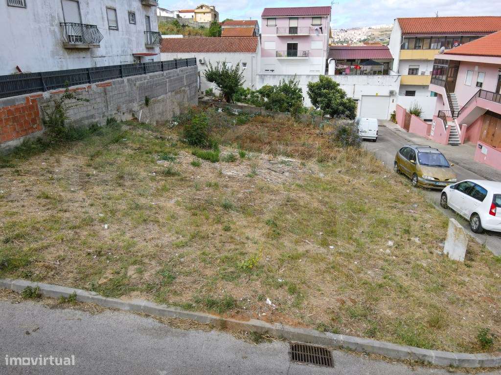 Terreno Rústico em Augi em Odivelas - Grande imagem: 2/5